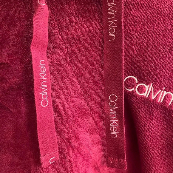 CALVIN KLEIN~WINE VELOUR HOODIE~ S - Picture 6 of 10